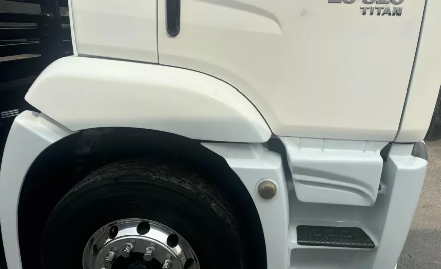 Volkswagen 25320 Truck 6×2 – 2011