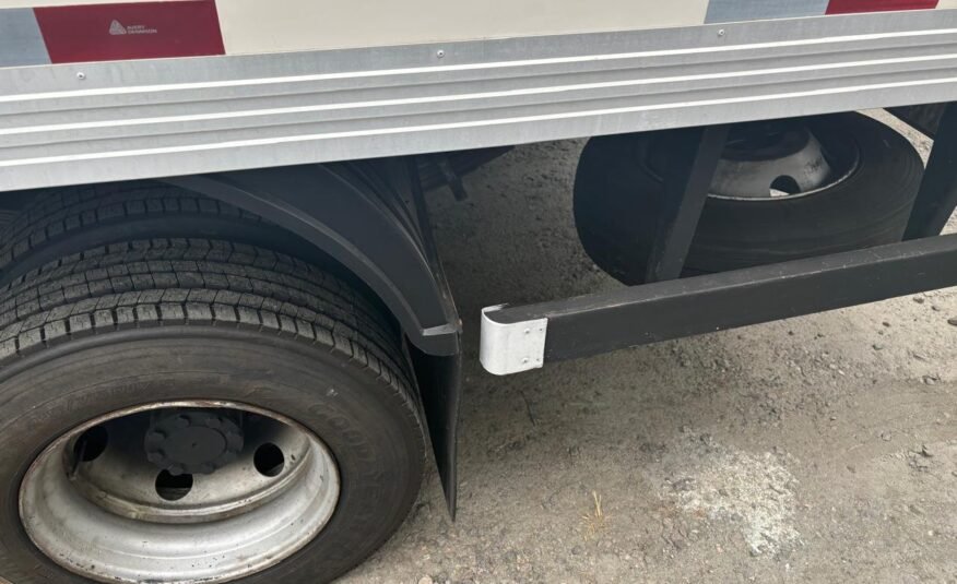 Ford Cargo Baú 1119 – 2014