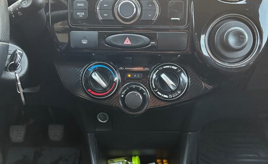 Toyota Etios Cross – 2014